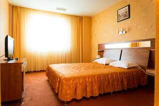 Отель Hotel Zamca Suceava Сучава Двухместный номер с 1 кроватью-3